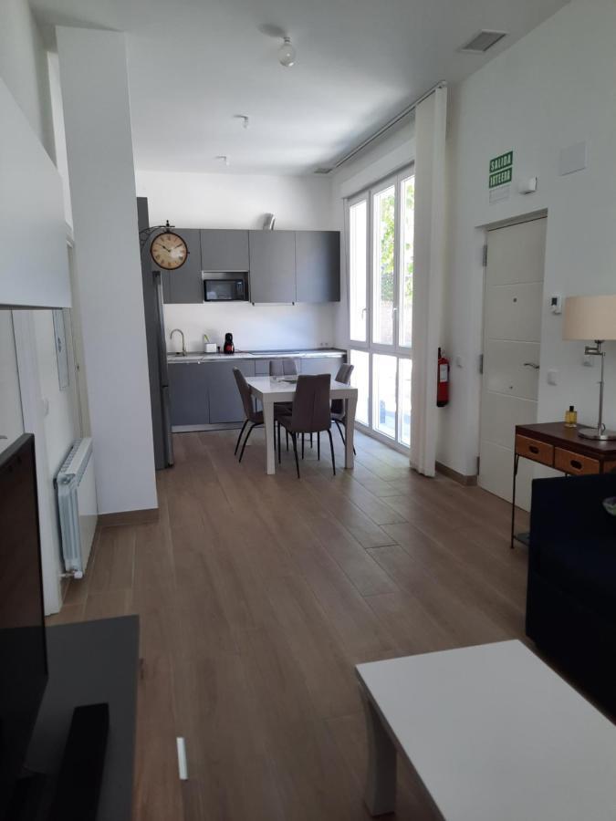 Josemaenea Apartment Pamplona Ngoại thất bức ảnh